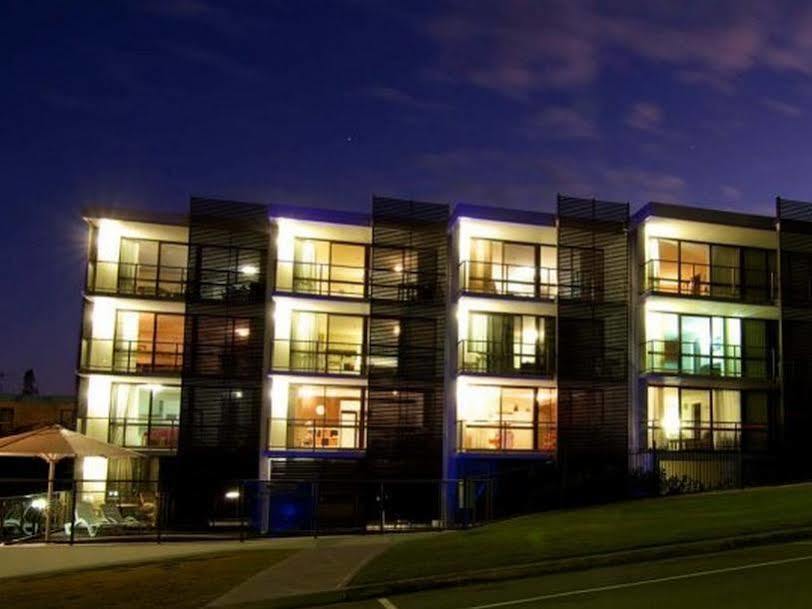 Merrima Court Holidays Калаундра Экстерьер фото